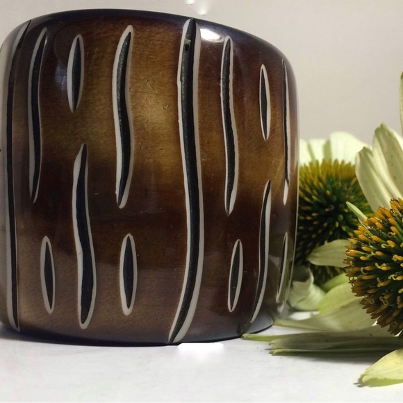 Monies Gerda Lynggaard runway bracelet - Picture 4 of 4